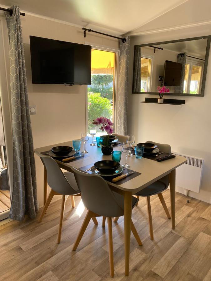 Mobil Home De Charme Frejus Ngoại thất bức ảnh
